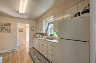 Home with Fenced Yard by 5 Mighty Natl Parks - Circleville - 2