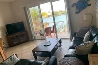 Luxury and Spacious Waterside Getaway - Clearwater Beach - 9