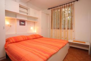 Apartments with parking space Porec - 7024 - 3