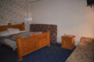 Himaliya Inn Hotel & Restaurant - 5