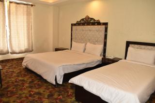 Iconic Hotel & Restaurant - 2