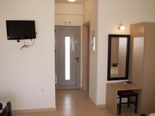 Kastro Beach Hotel - 8