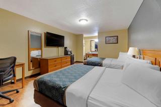 Econo Lodge - Pryor - 9