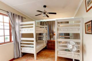 Strand Family 6 Sleeper Cottage En-Suite - 8
