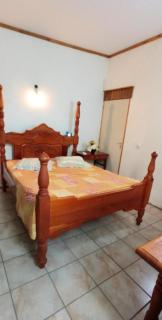 Maison spacieuse à Pointe-Noire avec vue sur la montagne - 2