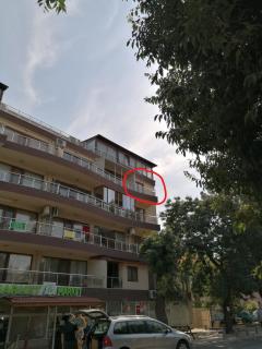 Апартамент - студио в кв Сарафово с морски изглед - 4