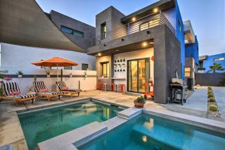 Mountain-View Deck and Pool Luxe Palm Springs Home - 1