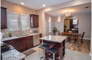 Florida St Nice Remodeled 3BR/2BA Near Downtown - San Antonio - 2
