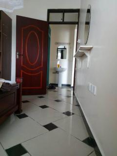 One Bedroom Beach Apartment/Pool/Free Wi-Fi - 4