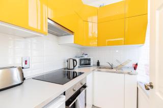 Holiday Beach Flat in Bournemouth, England, UK - Bournemouth - 1