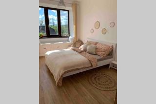 Tři okna do hor-Celý byt k pronájmu - 3