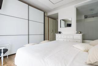 Luxury modern one bedroom in great location - 5