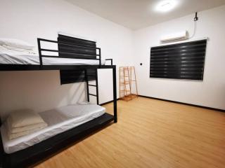 Lagoon Ibai 4BR Corner Lot 14Pax HOME with Netflix, Free WIFI by Suite18 - Kuala Terengganu - 5