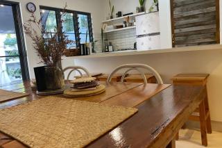LILY LAMOND, T/House, outdoor shower, 5 min walk to the ocean, Airlie Beach - Airlie Beach - 5
