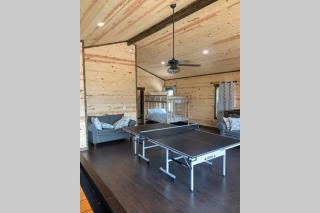 Chalet Village- Amazing Mountain Views - Piney Butt Place - Gatlinburg - 1
