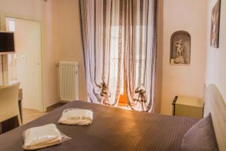 Rooms Gli Arcangeli - Affitti Brevi Italia - Monte SantʼAngelo - 9