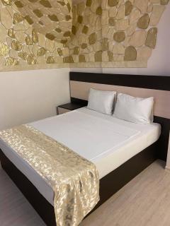 Premium Hotel Yerevan - Yerevan - 3
