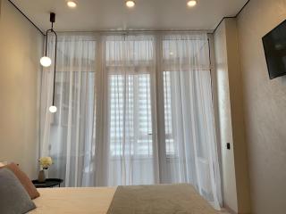 MAKSIM Modern Apartment - Lviv - 9