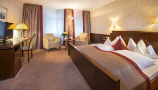 Parkhotel Stadtallendorf - 0