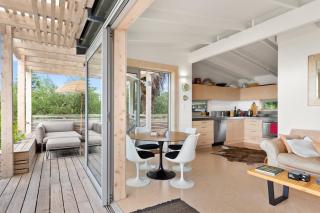 Palm Views - Stay Waiheke - Palm Beach - 3