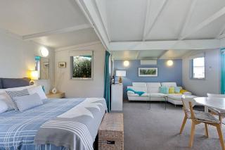 The Bay Beach Studio ~ Ocean View - Apollo Bay - 6