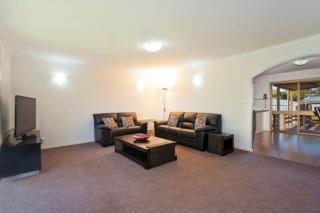 Intrigue FREE WI-FI - 2