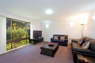 Intrigue FREE WI-FI - 1