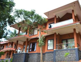 Room in Guest room - LakeRose Wayanad Resort - Superior lake view - Kalpetta - 8