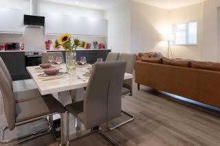 Pembroke Self Catering Apartments - Pembroke - 9