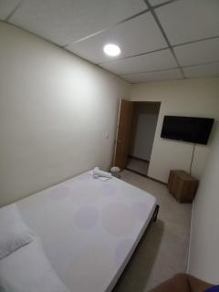 Ekolores Hostal - PARQUE DEL CAFÉ - 313-468-08-41 - 6