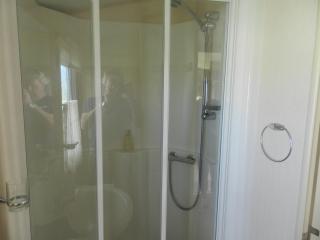Cwtch Caravans - Little Haven - 1