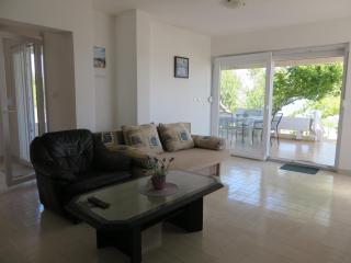 Holiday home Marija i Lucija - Banj - 2