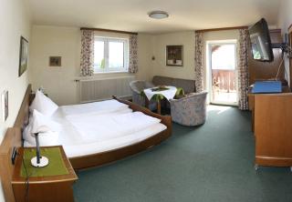 Haus Rosenauer Zimmer & Ferienwohnungen - 1