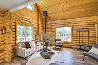 Beautiful Oakley Cabin with Private Hot Tub and Views! - Oakley - 7