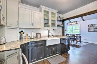 Waterfront Gem on Lake Sinclair with Boat Dock! - Resseaus Crossroads - 1