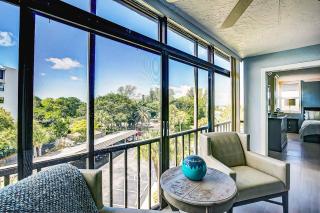 Harbor Towers, 4th Floor, Modern with Den - Siesta Key - 5
