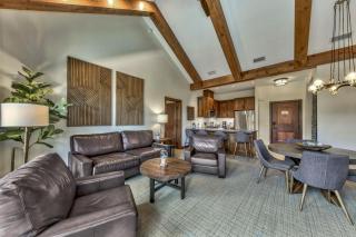 Luxury Two Bedroom Residence steps from Heavenly Village condo - 3