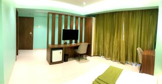 Hotel Seven Oaks - Navi Mumbai - 6