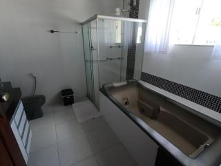 Casa 300m², dois andares, 4 suites a 150m da praia - Porto Seguro - 9