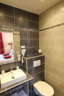 Best Western Hotel Centre Reims - Reims - 2