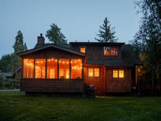 On the River Wooded Bliss Cabin near Loloma - McKenzie Bridge - 6