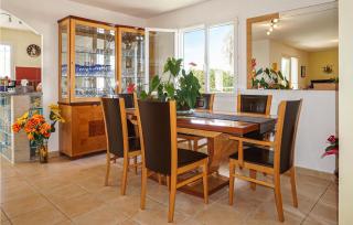 Stunning Home In Puisserguier - Puisserguier - 8