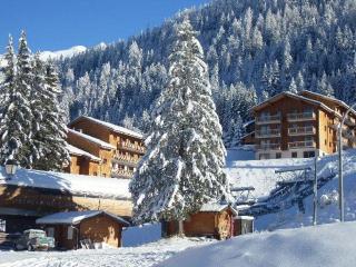 VALFREJUS - Appartement "L'Erable" Les Chalets de Florence 2 - Chaleureux et fonctionnel - plein centre à côté des télécabines - 4 à 7 pers - Valfréjus - 2