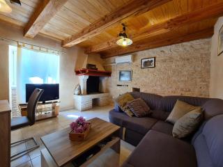 House Kavran 1186 - Valtura - 9