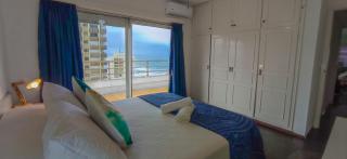 Penthouse Céntrico con Vista al Mar, Parrilla Privada y Terraza Espaciosa - Punta del Este - 4