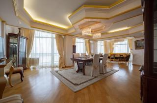 Hotel Kyiv - 1