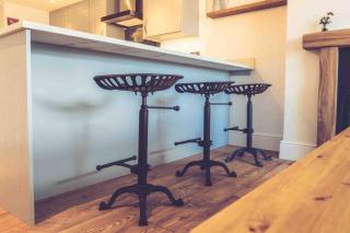 3-Bed Cottage-Plymouth-Dog friendly-Sleeps7 - 4
