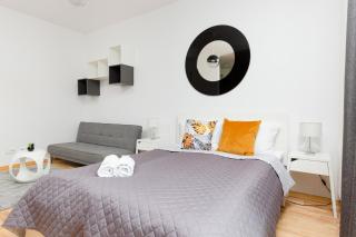 19 Dzielnica Apartamenty Warszawa by Noclegi Renters - Varsavia - 8