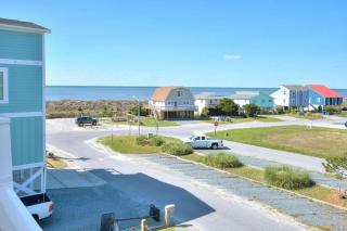 C-side Place - Oak Island - 6