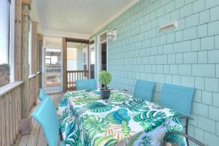 Aquamarine - Oak Island - 7